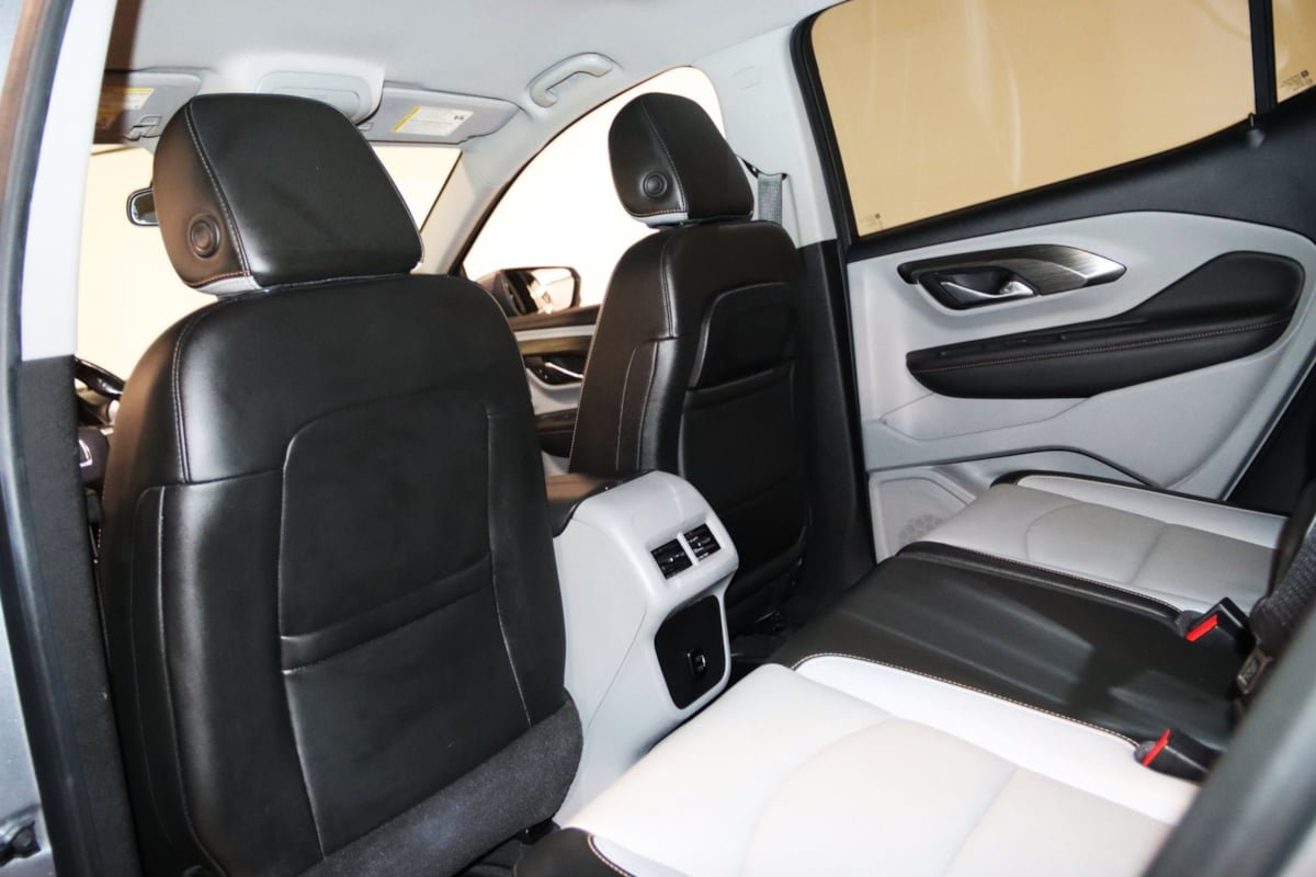 Used 2018 GMC Terrain SLT FWD image 46