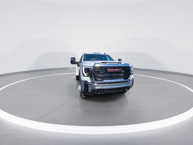New 2026 GMC Sierra 3500 Pro w/ Convenience Package AWD/4WD image 3