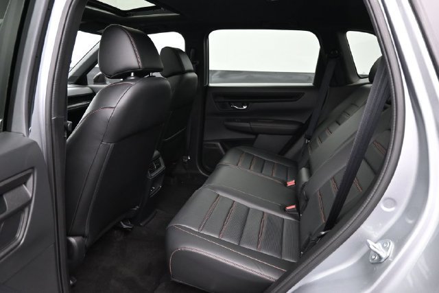 Used 2025 Honda CR-V Sport-L image 17
