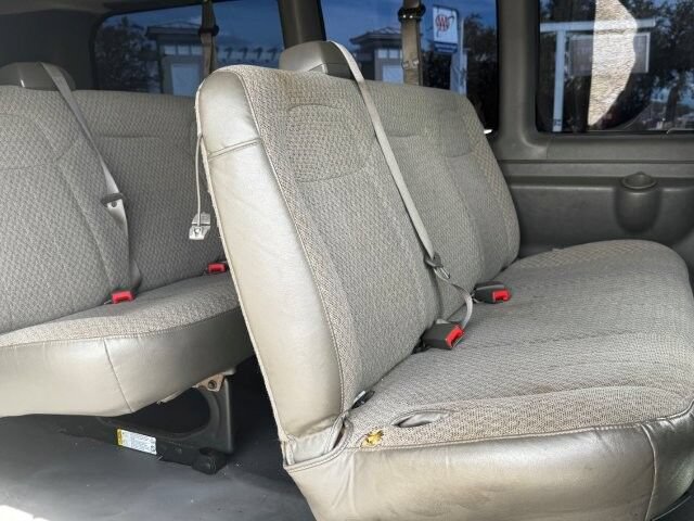 Used 2020 Chevrolet Express 2500 LS w/ Communications Package RWD image 5