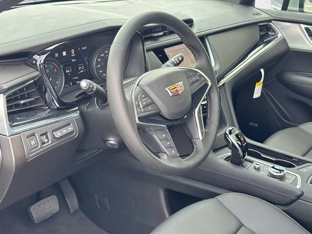 New 2026 Cadillac XT5 Premium Luxury w/ Driver Assist Package AWD/4WD image 19