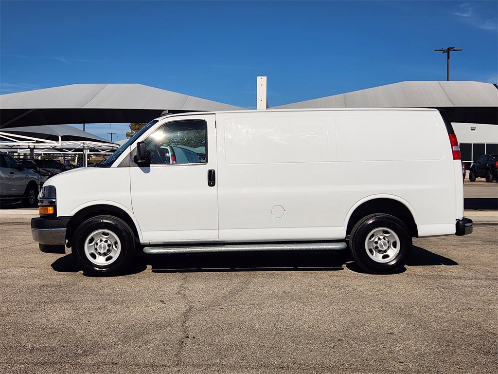 Certified 2024 Chevrolet Express 2500 w/ Driver Convenience Package image 4