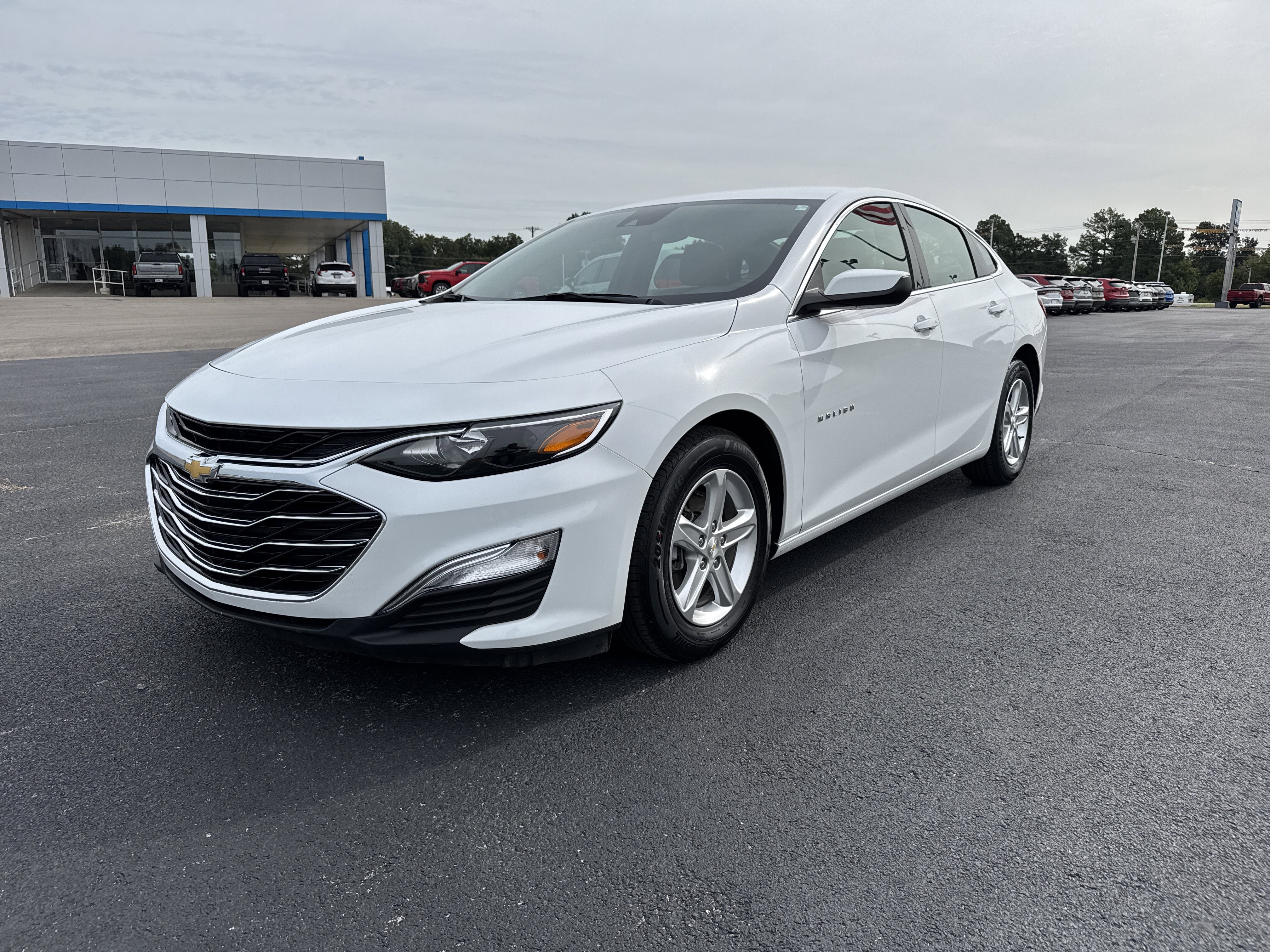 Used 2023 Chevrolet Malibu LS w/ Driver Confidence Package image 1