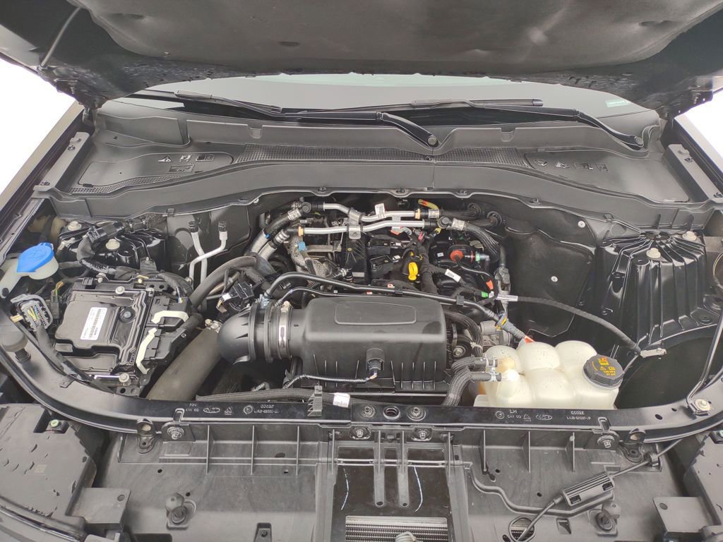 Used 2022 Ford Explorer XLT w/ Equipment Group 202A image 20