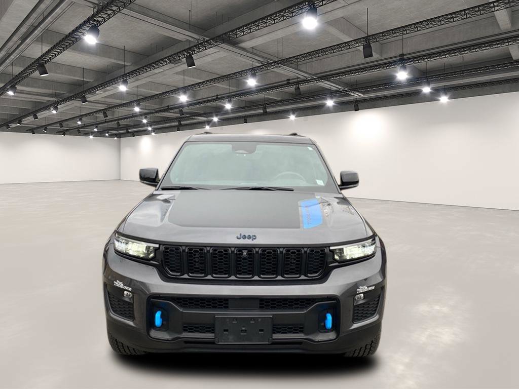 Used 2022 Jeep Grand Cherokee Trailhawk image 2