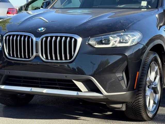 Used 2024 BMW X3 xDrive30i w/ Premium Package AWD/4WD image 2