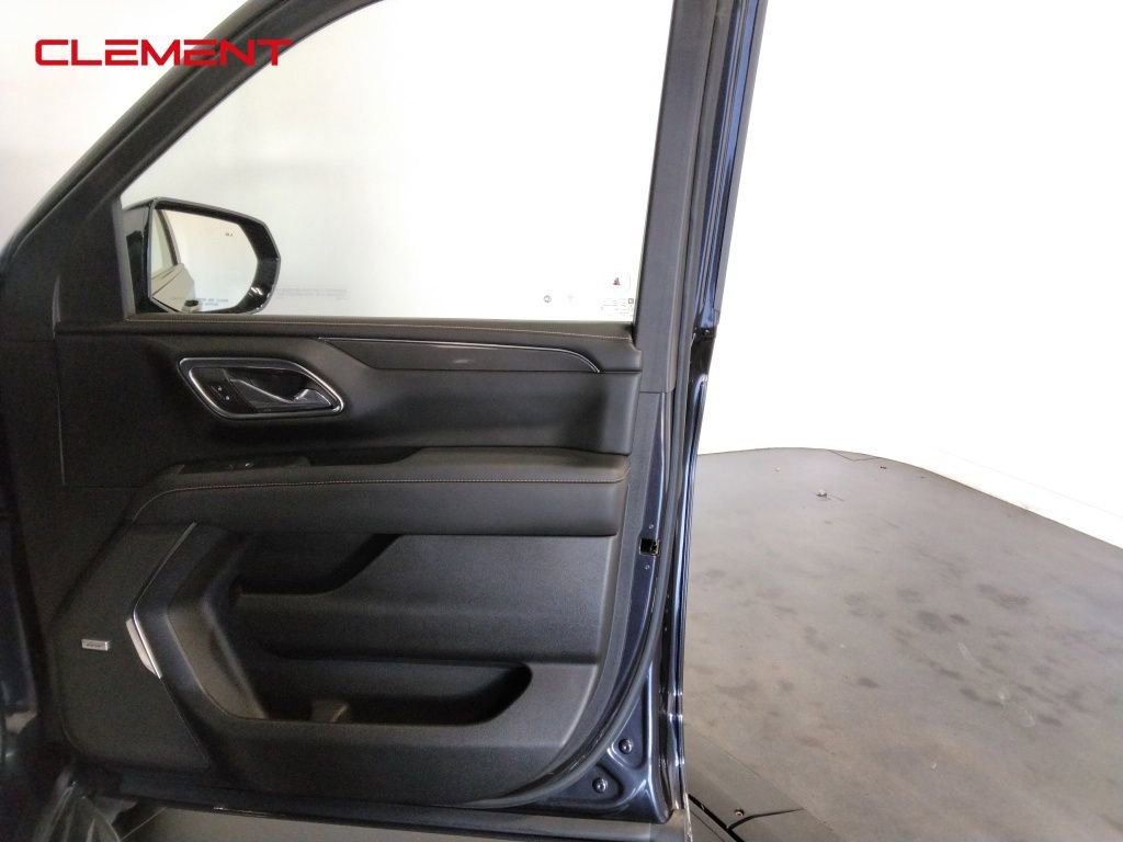 Used 2024 GMC Yukon AT4 image 38