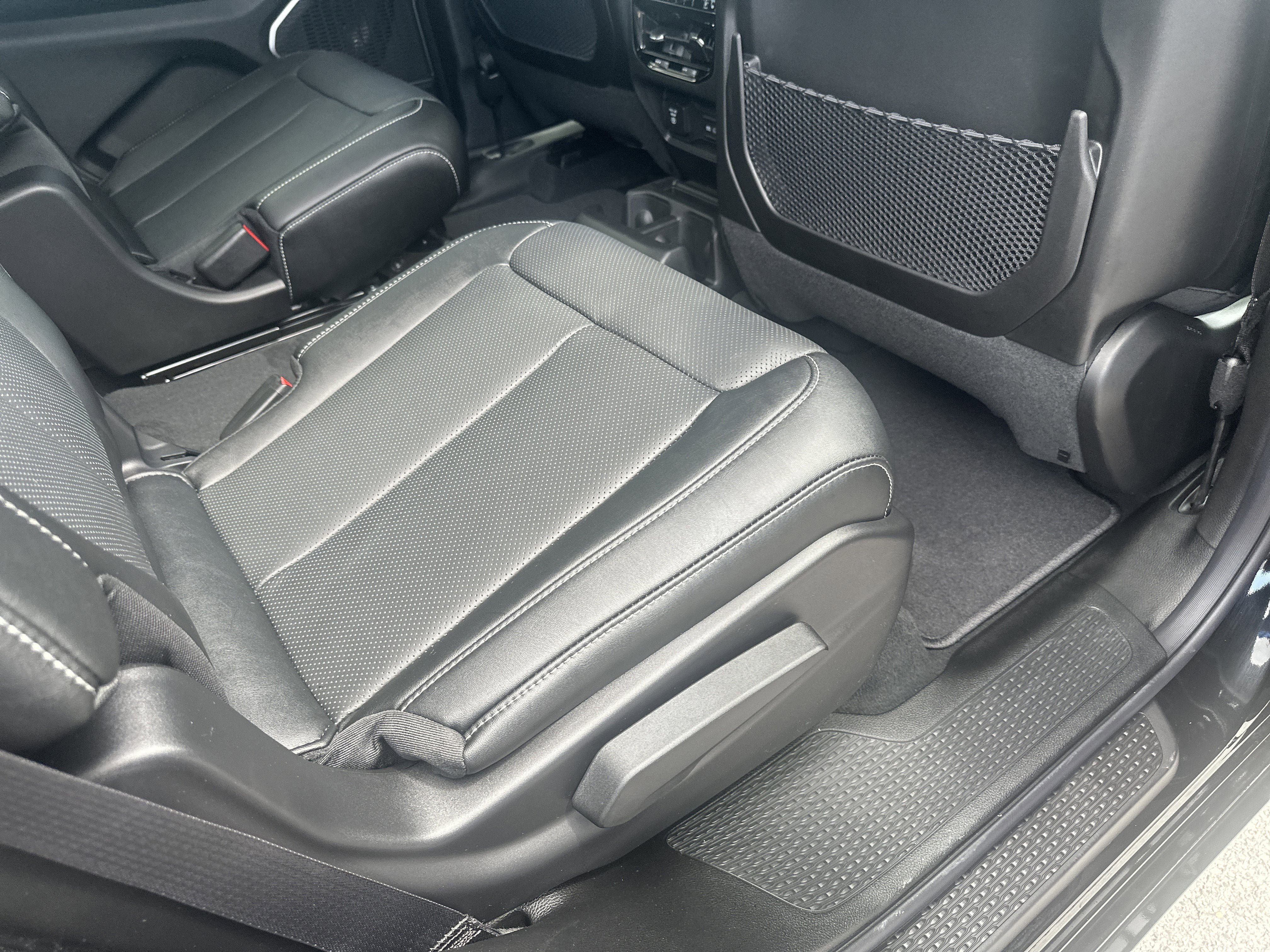 New 2026 Jeep Grand Cherokee L Limited AWD/4WD image 25