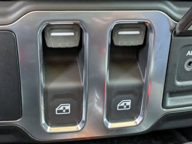 Used 2022 Jeep Wrangler Sport image 22