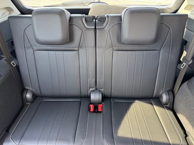 Used 2023 Volkswagen Tiguan SE image 27