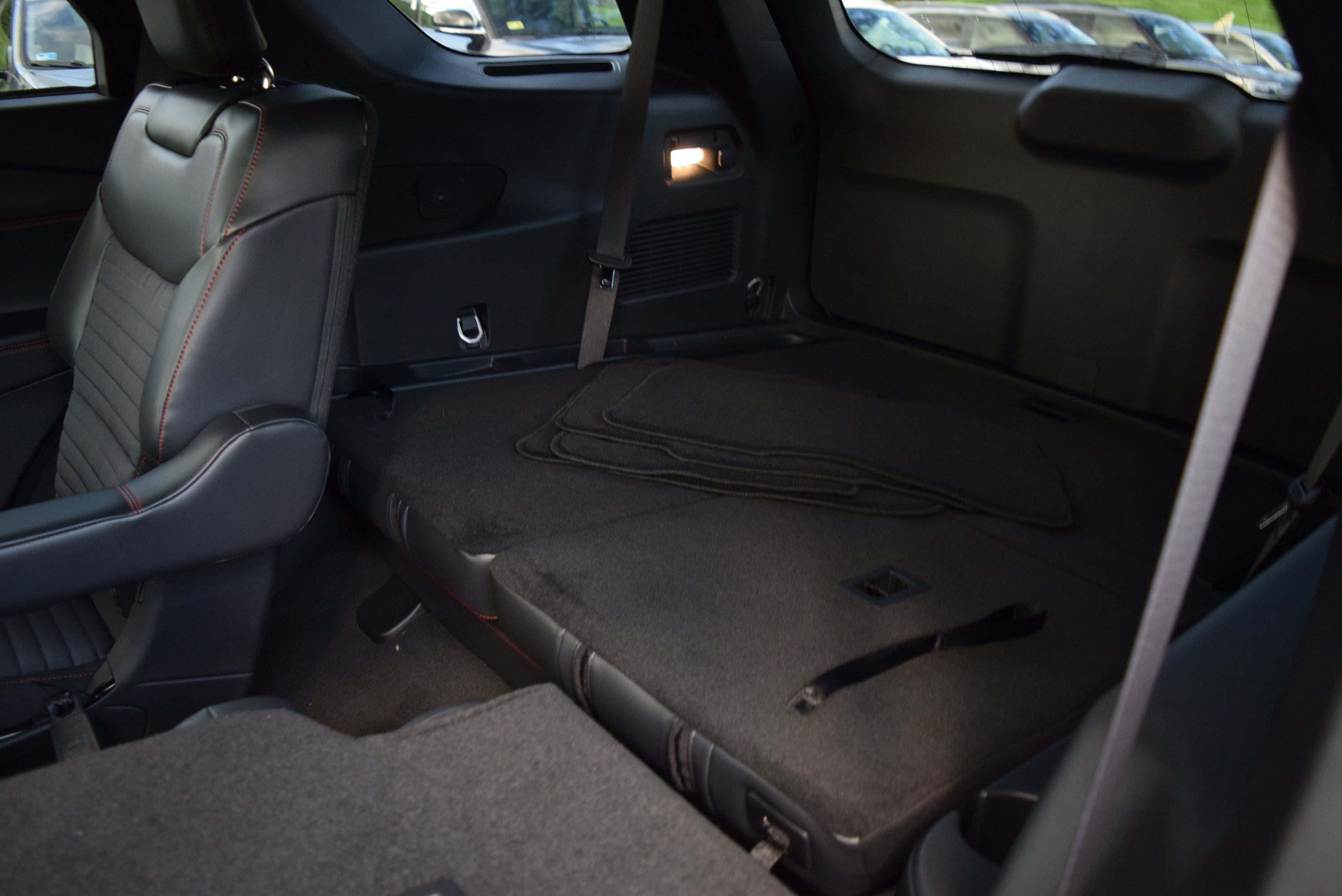 Used 2025 Ford Explorer ST-Line AWD/4WD image 9