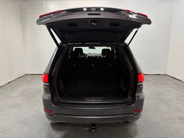 Used 2021 Jeep Grand Cherokee Laredo X image 9