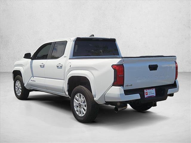 Certified 2025 Toyota Tacoma SR5 AWD/4WD image 8