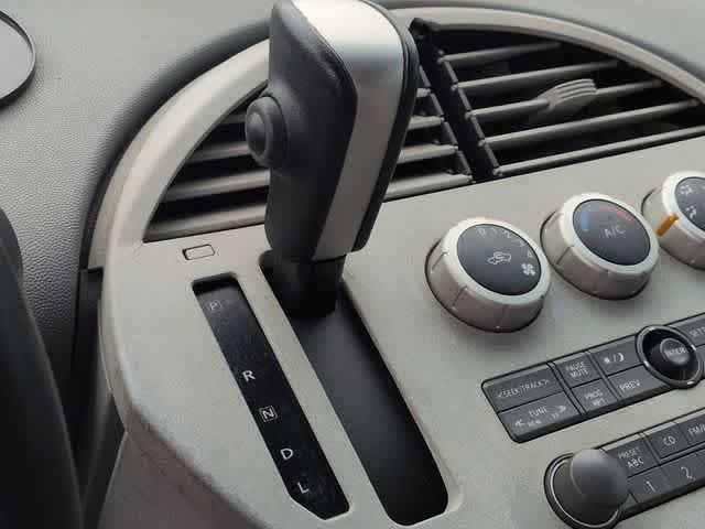 Used 2004 Nissan Quest SL w/ (SEA) Seat Pkg FWD image 30