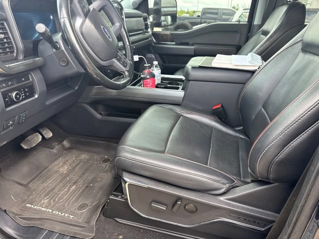 Used 2023 Ford F350 Lariat w/ Sport Appearance Package AWD/4WD image 8