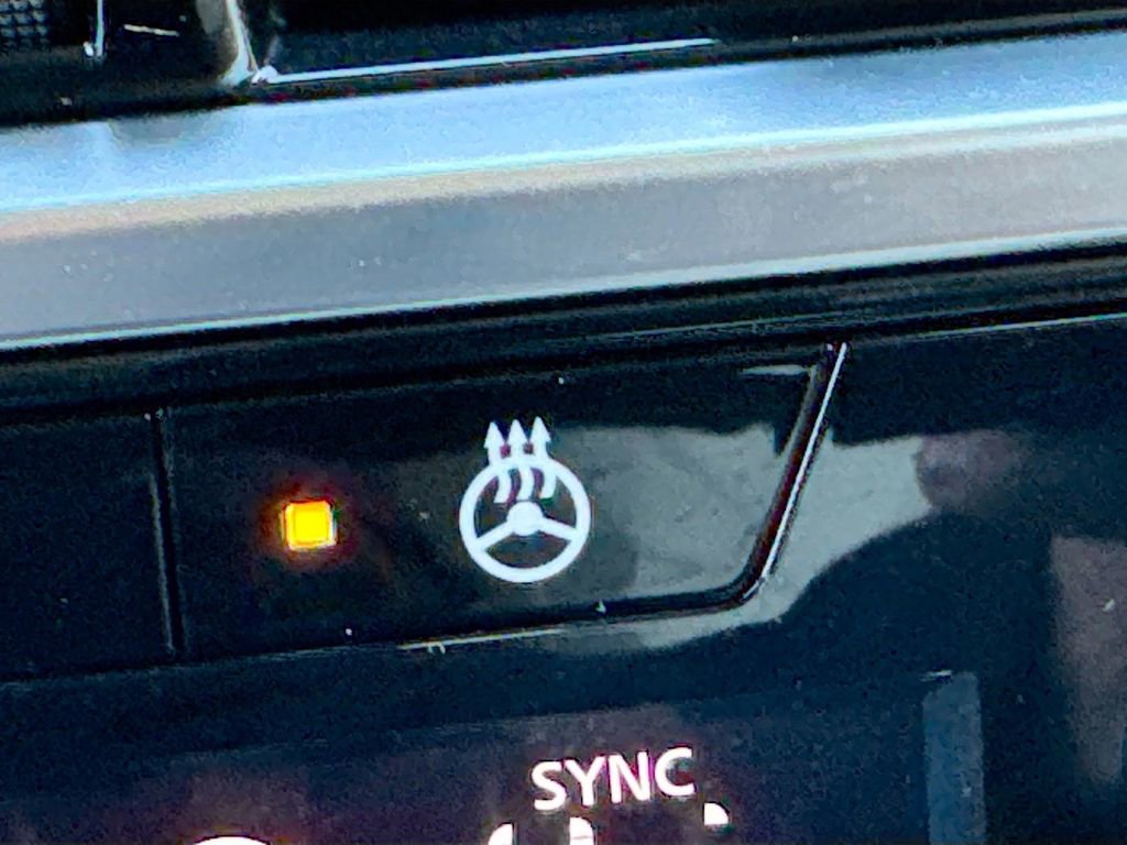 Used 2023 Nissan Pathfinder SL image 21