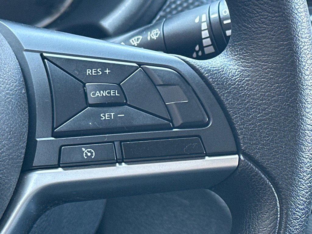 Used 2022 Nissan Kicks S image 23