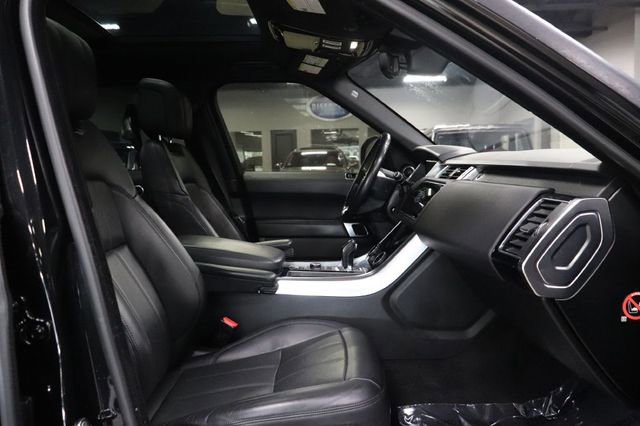 Used 2019 Land Rover Range Rover Sport HSE image 24