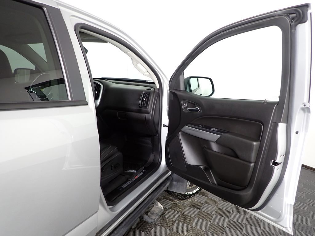 Used 2019 Chevrolet Colorado ZR2 w/ LPO, Premium Interior Package image 33