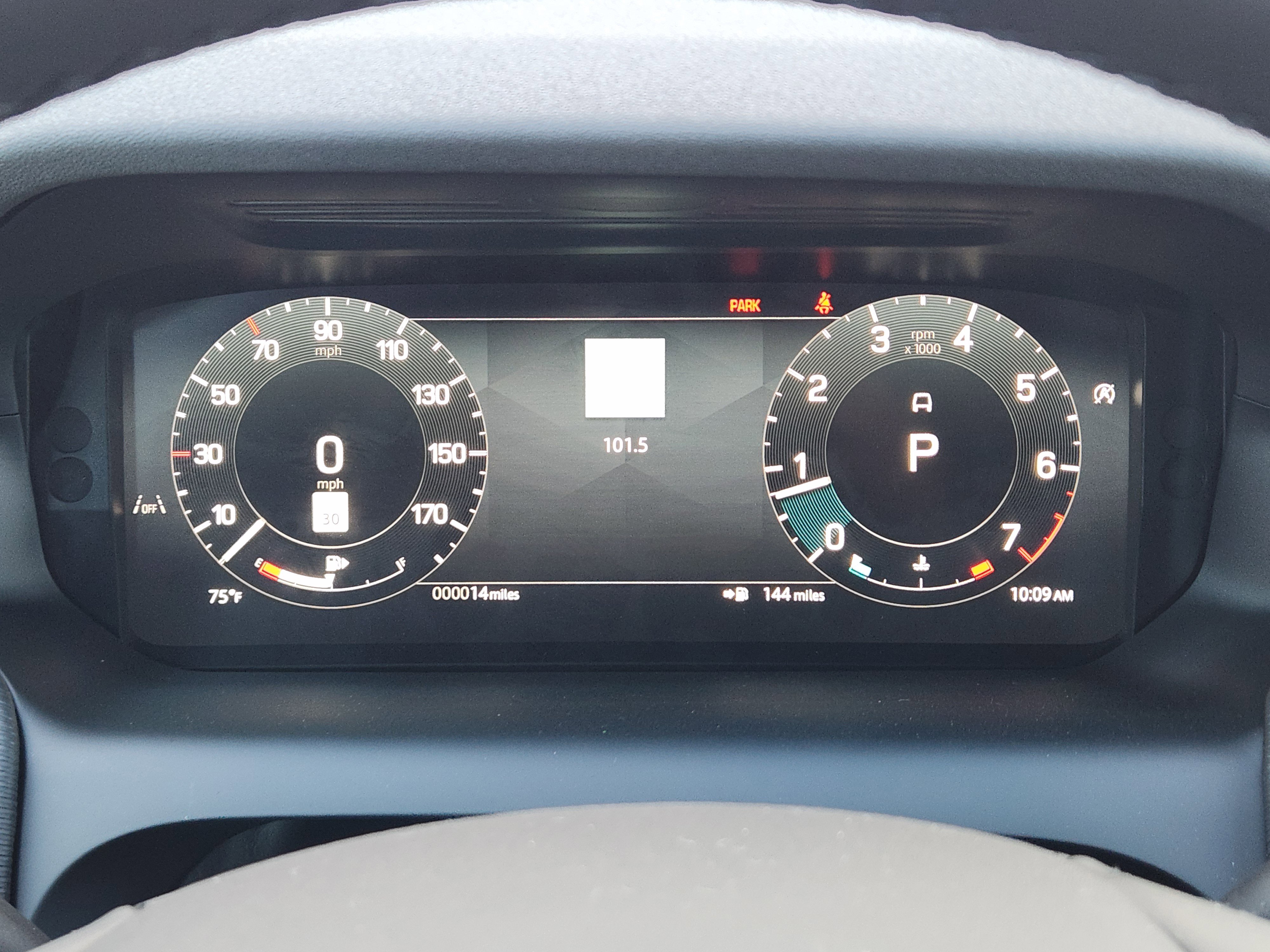 New 2025 Land Rover Discovery Sport Dynamic SE image 16