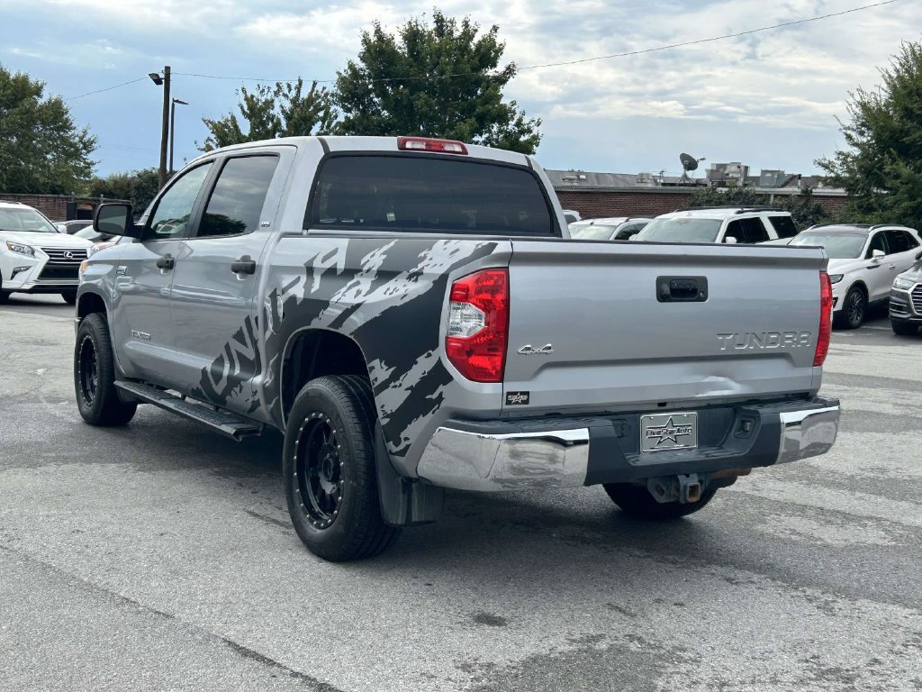 Used 2017 Toyota Tundra SR5 w/ SR5 Upgrade Package AWD/4WD image 7