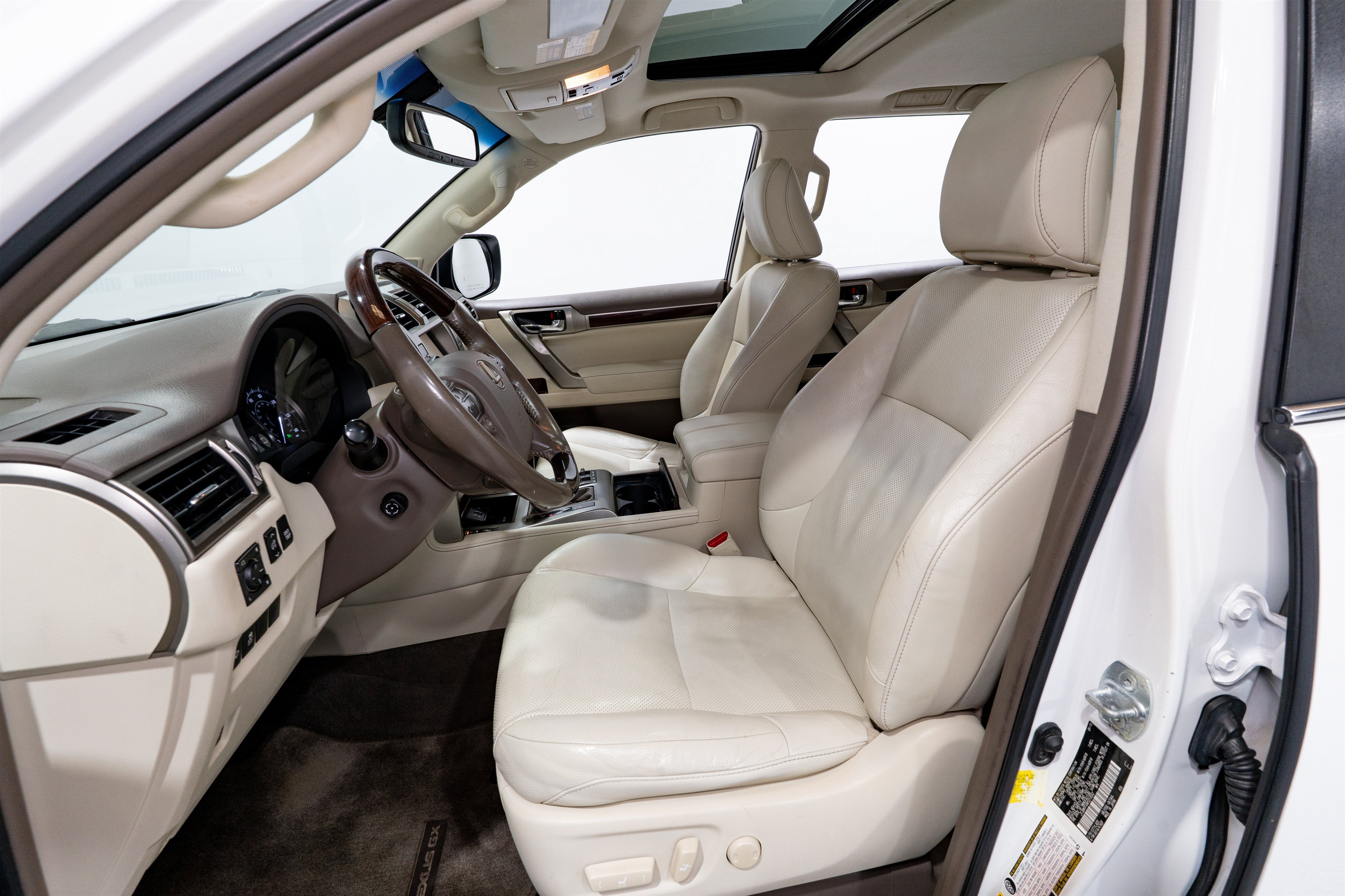 Used 2019 Lexus GX 460 Premium AWD/4WD image 16