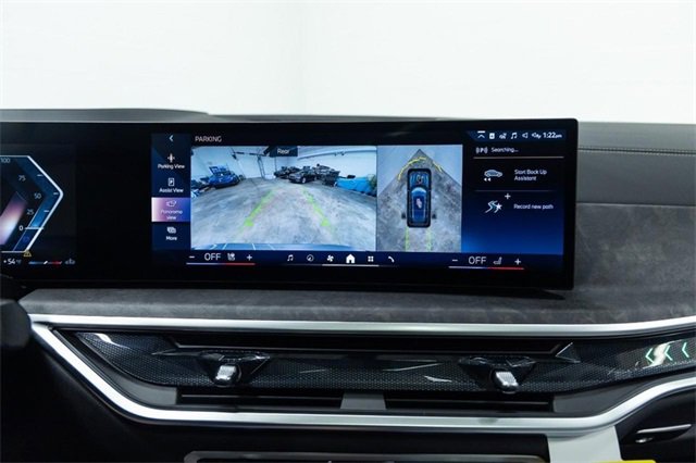 Certified 2025 BMW X7 xDrive40i image 17