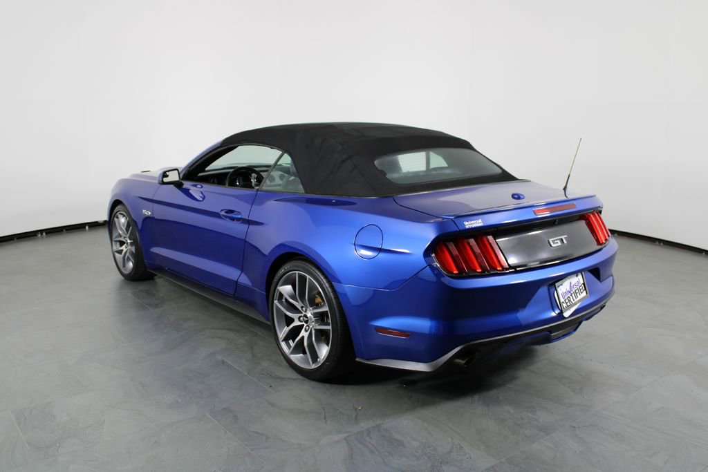 Used 2017 Ford Mustang GT Premium RWD image 3