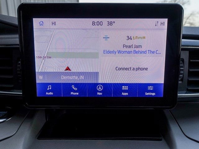 Used 2023 Ford Explorer XLT w/ Equipment Group 202A image 17