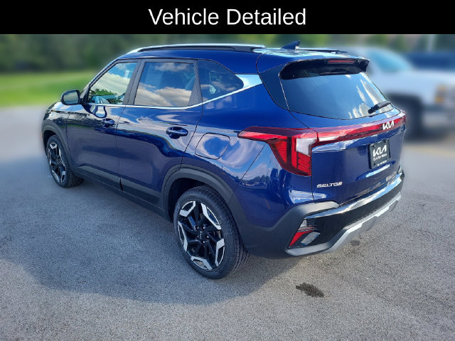 Certified 2024 Kia Seltos SX w/ SX Sunroof Package AWD/4WD image 3