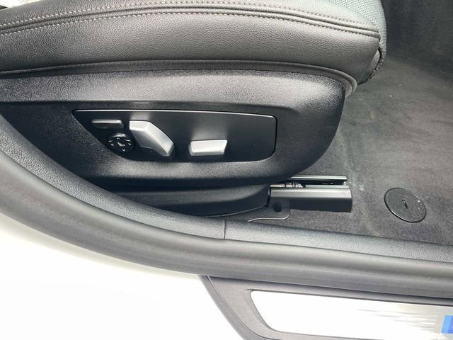 Used 2021 BMW 530i w/ M Sport Package image 33