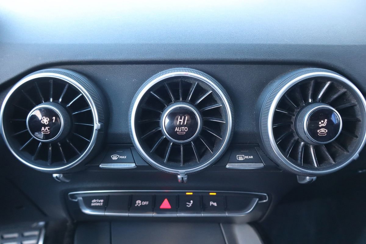 Used 2017 Audi TT 2.0T w/ Technology Package image 19