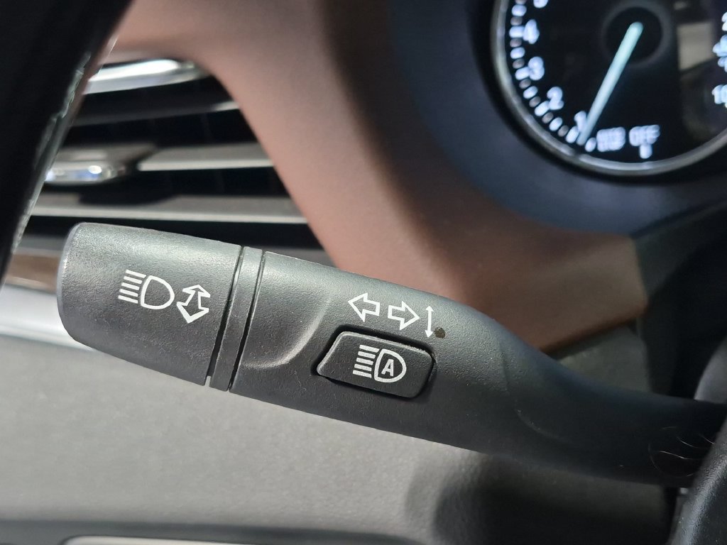 Used 2018 Buick Enclave Avenir w/ Trailering Package AWD/4WD image 36