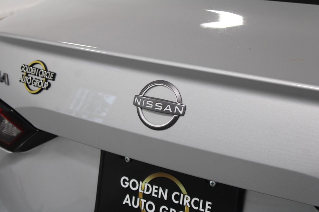 Used 2024 Nissan Altima 2.5 SR image 13