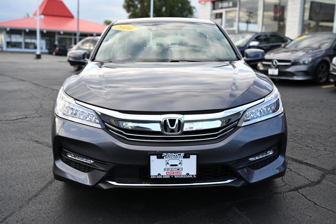 Used 2016 Honda Accord Touring image 2