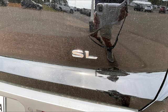 Used 2025 Nissan Pathfinder SL w/ SL Premium Package FWD image 24