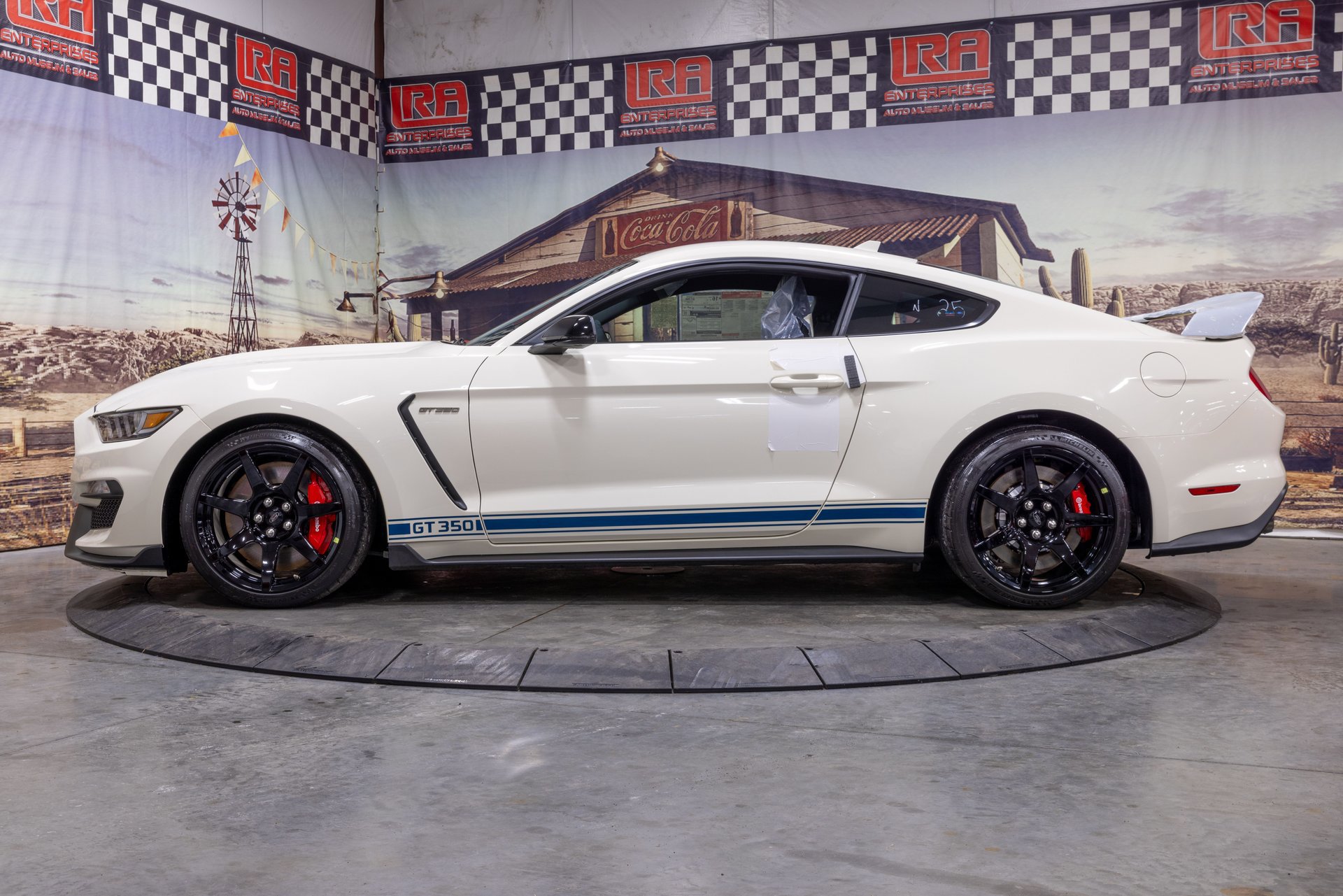 Used 2020 Ford Mustang Shelby GT350R w/ GT350R Equipment Group 920A image 7