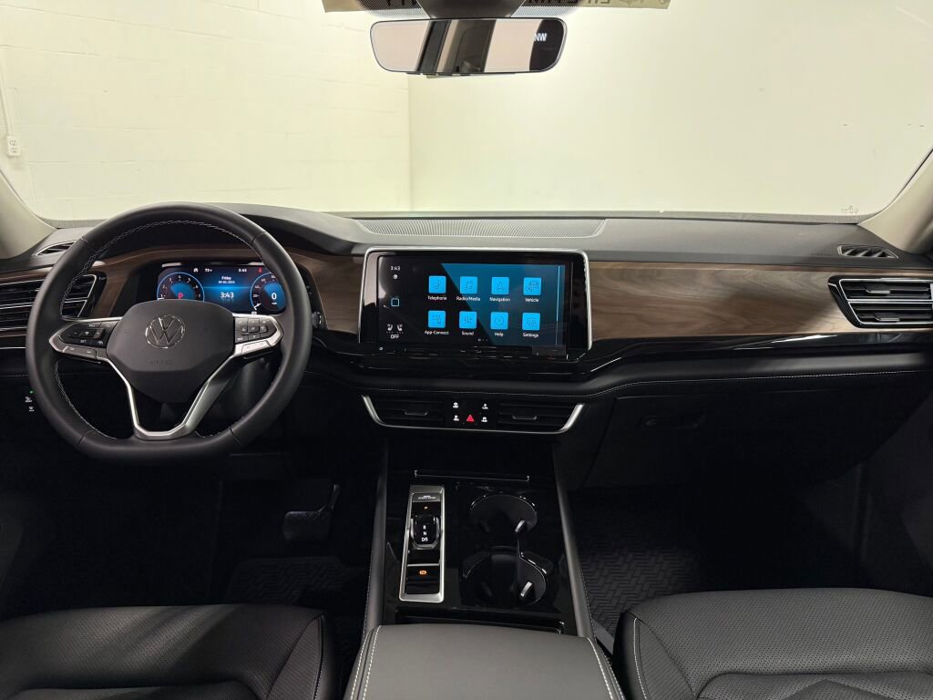 New 2026 Volkswagen Atlas SE image 11