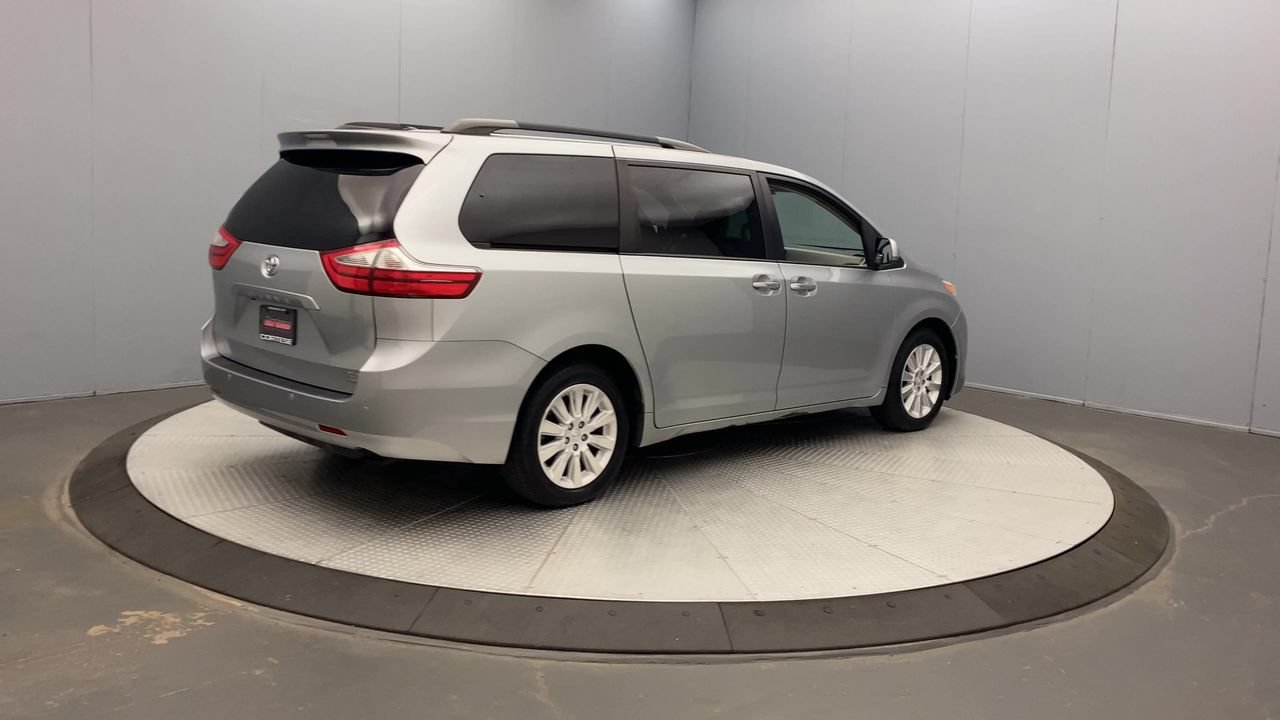 Used 2015 Toyota Sienna XLE w/ XLE Navigation Package AWD/4WD image 5