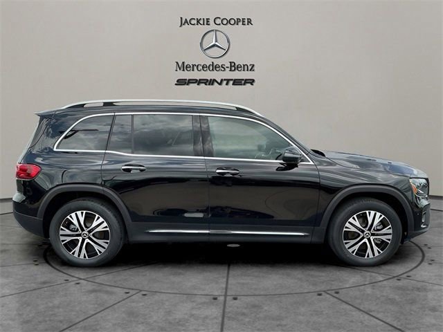 Certified 2025 Mercedes-Benz GLB 250 image 8