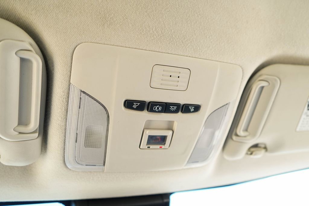 Used 2021 Toyota Corolla LE FWD image 11