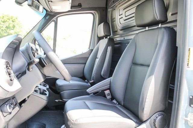 New 2025 Mercedes-Benz Sprinter 2500 image 15