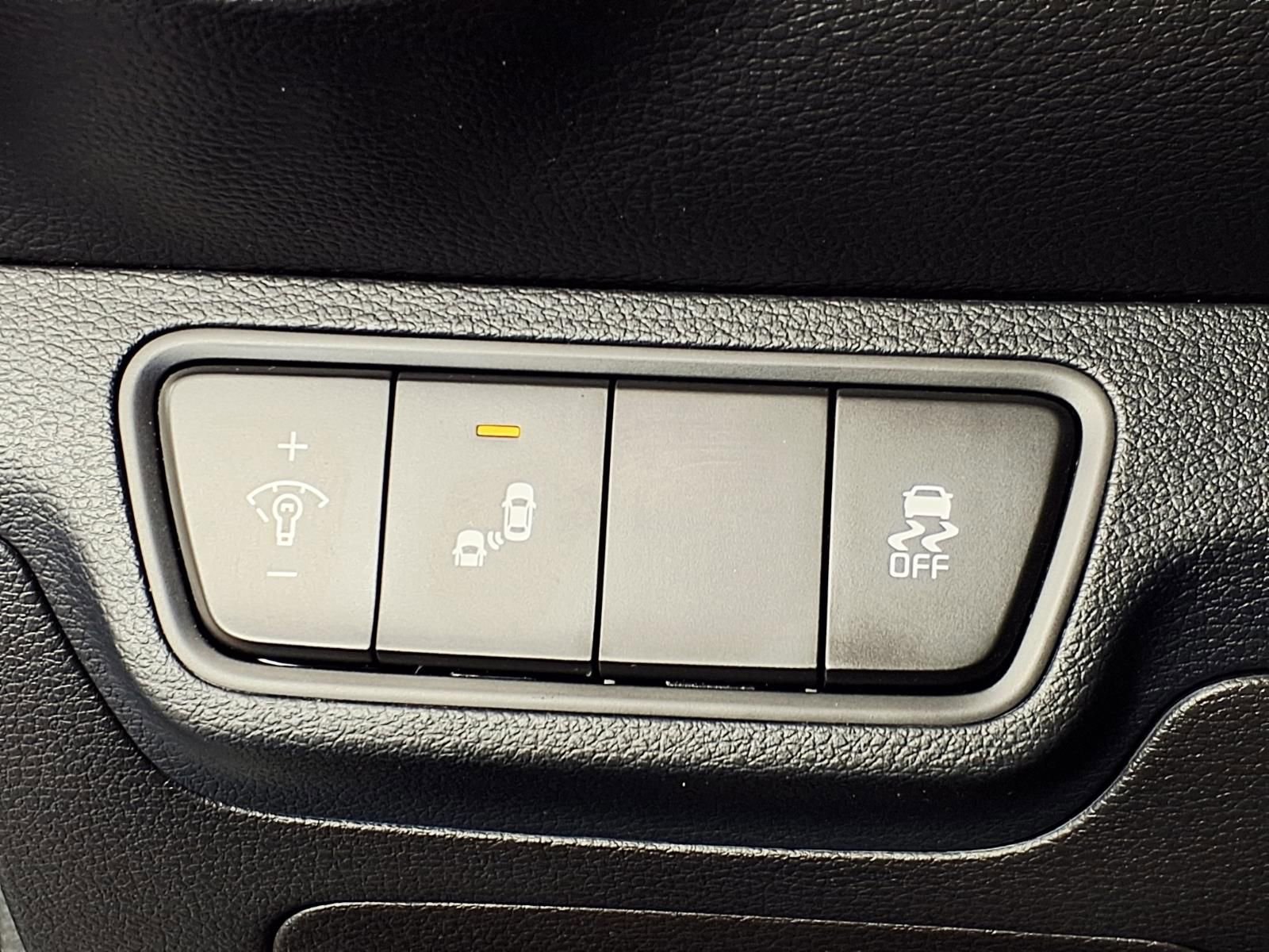 Used 2022 Kia Forte GT-Line image 15