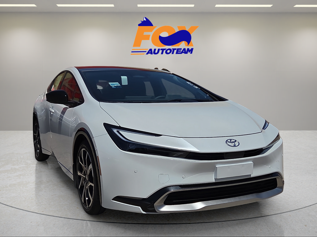 New 2027 Toyota Prius Plug-In Hybrid FWD image 6