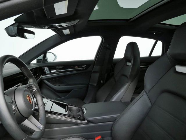 Certified 2024 Porsche Panamera 4 AWD/4WD image 5