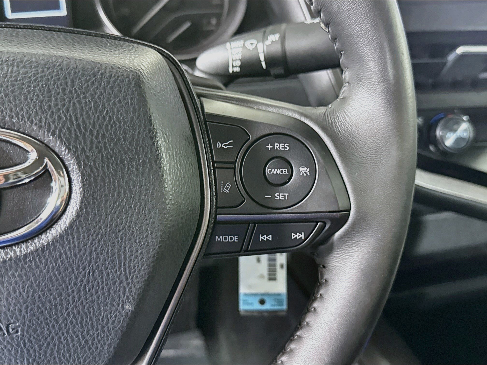Used 2024 Toyota Camry SE FWD image 15