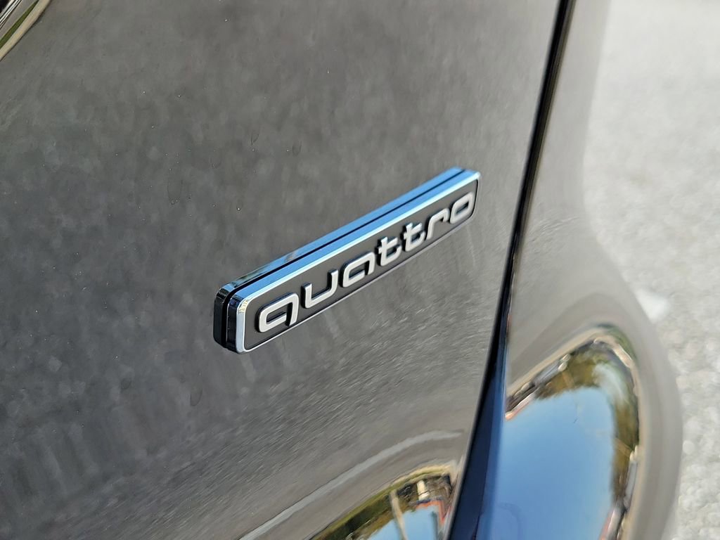 New 2025 Audi Q6 e-tron Premium image 6