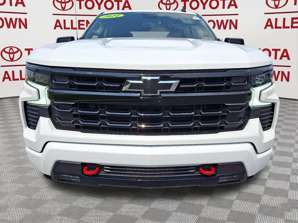 Used 2024 Chevrolet Silverado 1500 RST w/ Redline Edition AWD/4WD image 2