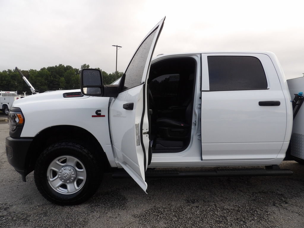Used 2024 RAM 2500 Tradesman w/ Snow Chief Group AWD/4WD image 13