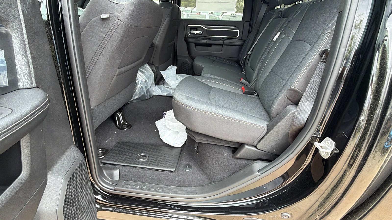 New 2026 RAM 2500 Big Horn AWD/4WD image 19